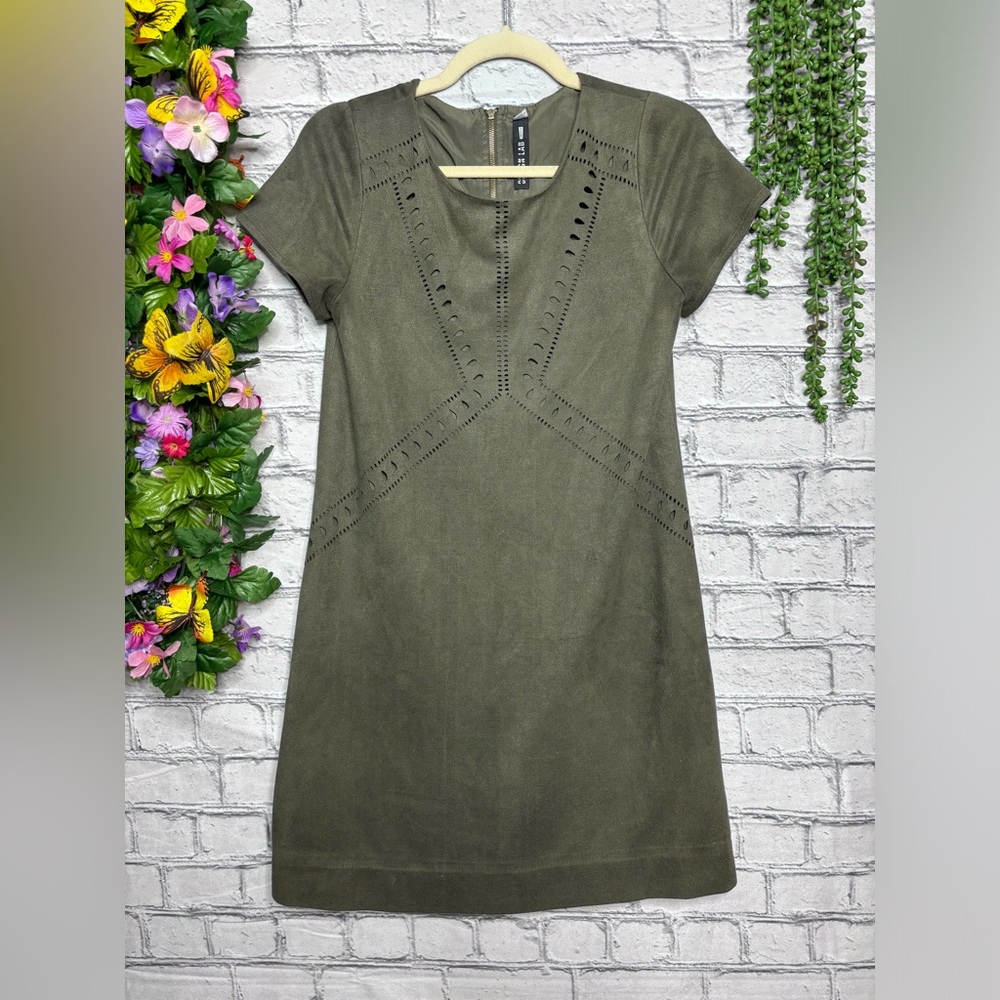 Design Lab Green Short Sleeve Eyelet Faux Suede Mini Dress Size XS